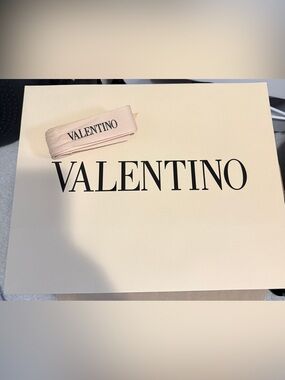 New Valentino Gift bag with Ribbon